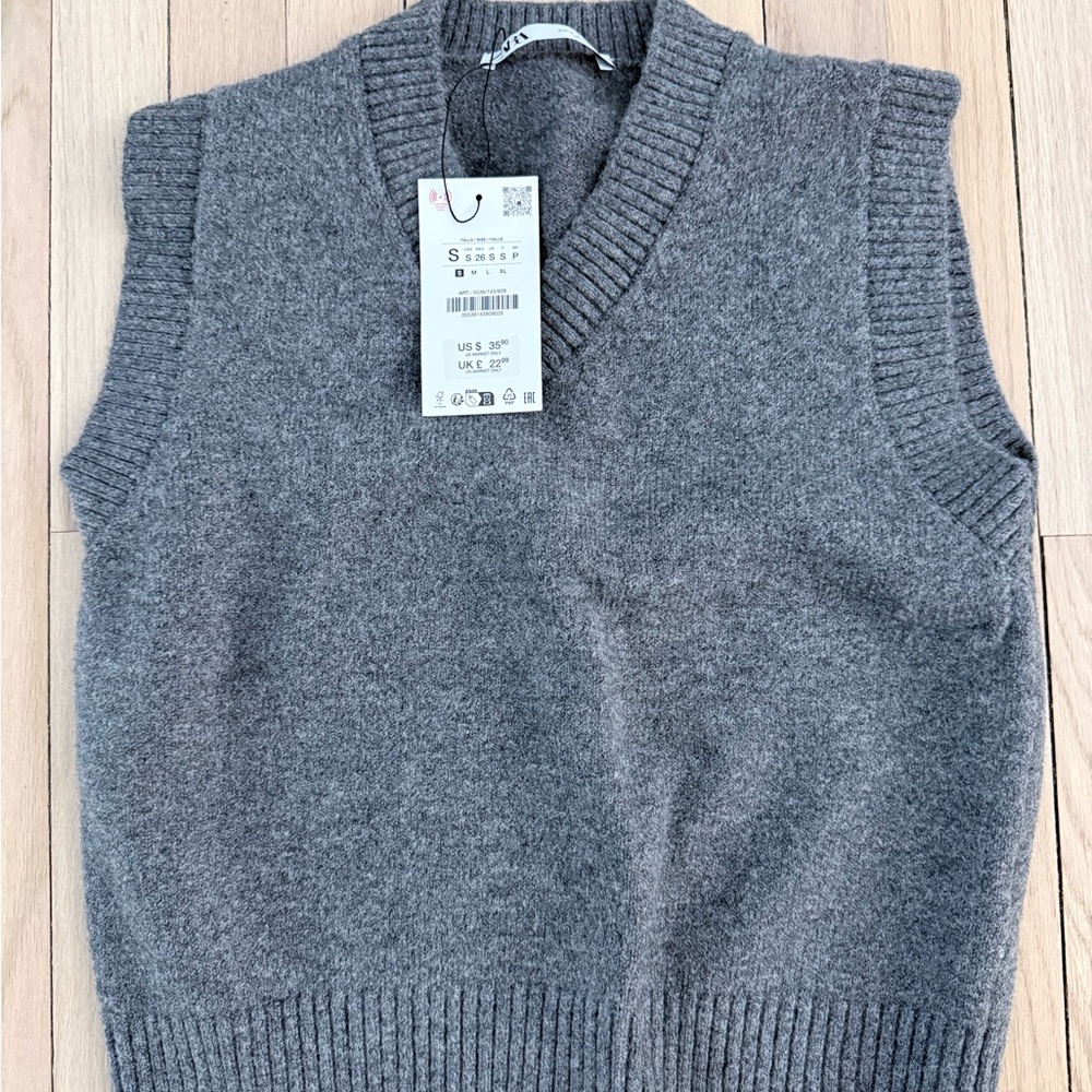 Zara Gray V-Neck Sweater Vest